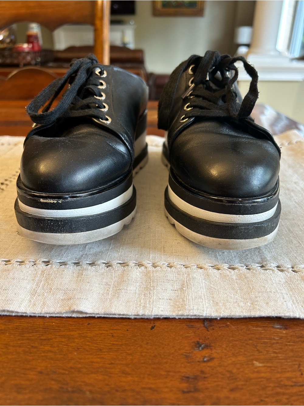 Brown’s Wishbone Collection Platform Lace-Up Slide On Sneakers - Picture 6 of 7